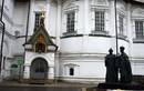 Вход в усыпальницу бояр Романовых