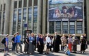 Лицом к Сибирскому подворью