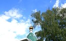 У храма в честь Живоначальной Троицы в Перловке