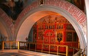 Иконостас второго яруса храма