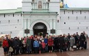 У Святых ворот Троице-Сергиевой Лавры