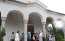 В галерее Покровского храма