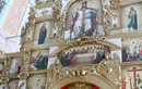 В храме святых апостолов